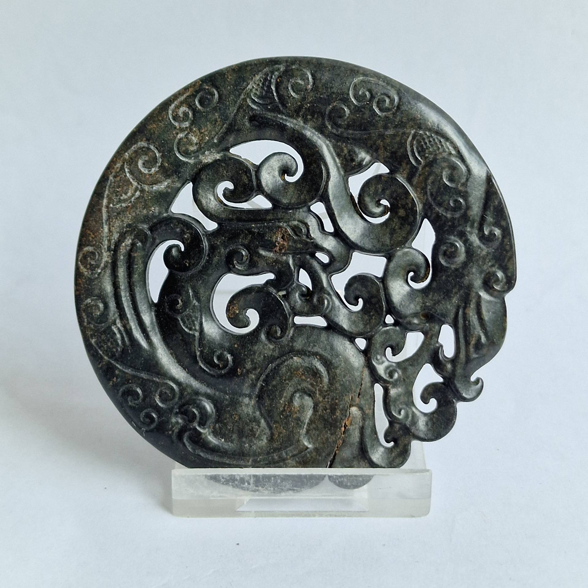 Jade Amulett Talisman Mit Drachen Dekor - China Jade Amulett Talisman Mit Drachen Dekor - China von DolmenAntiqueTiles