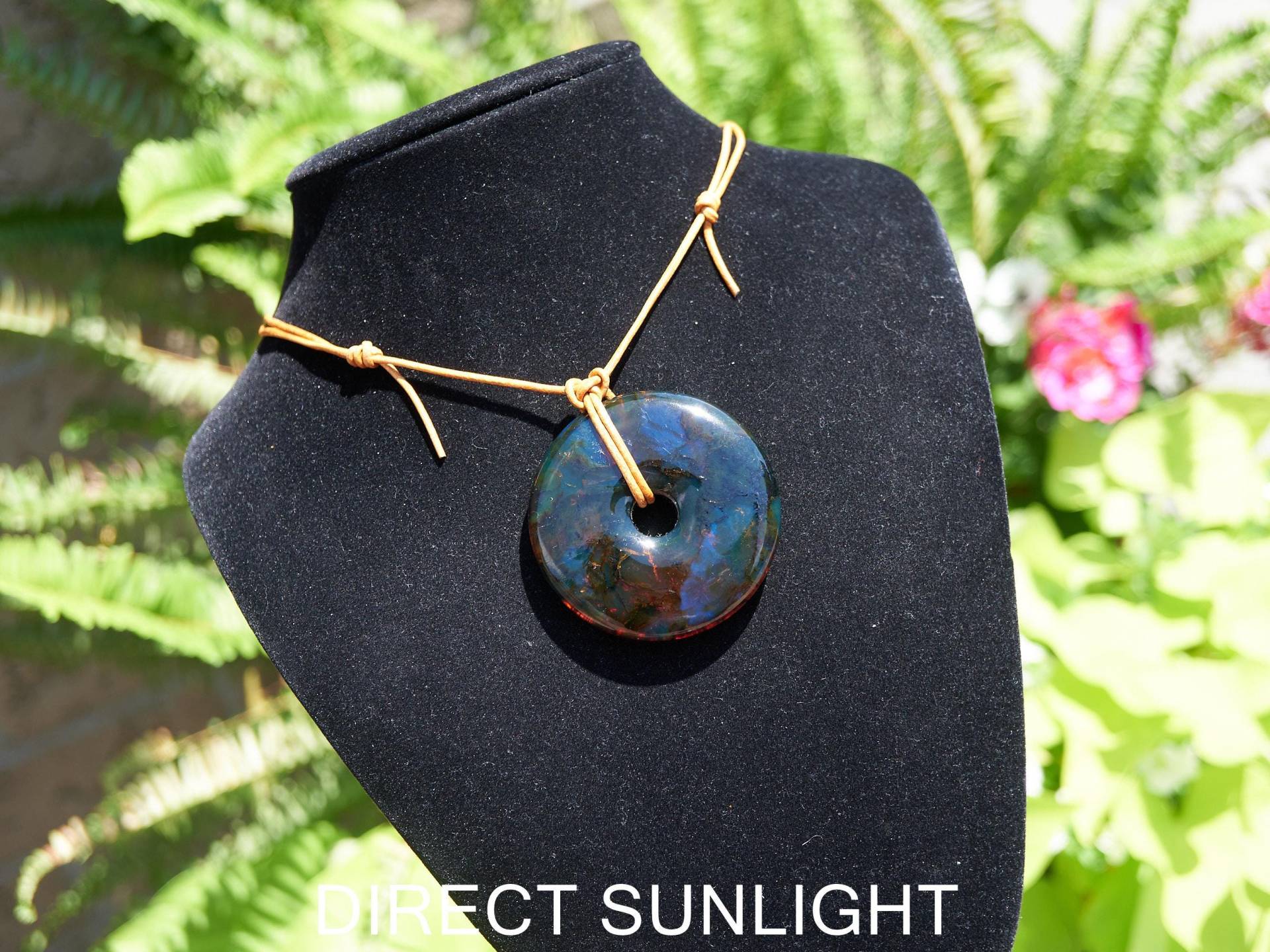 Blauer Bernstein Anhänger, Handgefertigte Schmuck, Donut Schmuck Blauer Bernstein Anhänger, Handgefertigte Schmuck, Donut Schmuck von Dominicanblueamber1