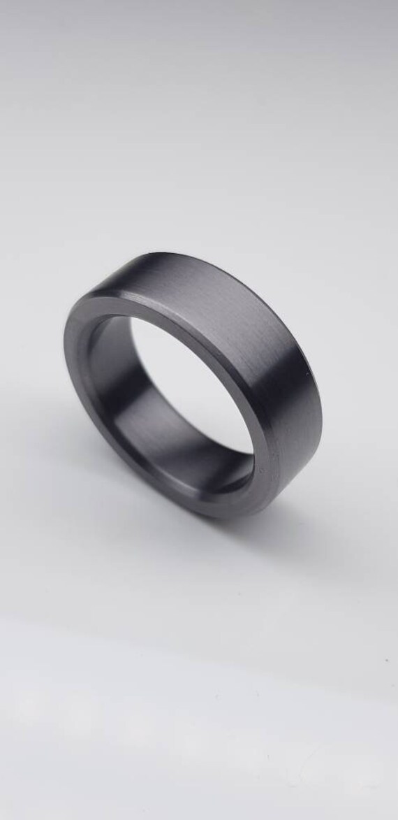 Most Exclusive Matted Tantalum Rings. Made Of The Rarest Metal in Our Entire Solar System. Customizable & Hypoallergenic von DominikSailerUniq
