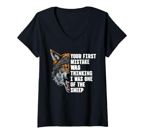 Damen Dein erster Fehler war zu Denken, ich wäre eines der Schafe T-Shirt mit V-Ausschnitt Damen Dein erster Fehler war zu Denken, ich wäre eines der Schafe T-Shirt mit V-Ausschnitt von Don’t Be A Sheep Be A Wolf Man