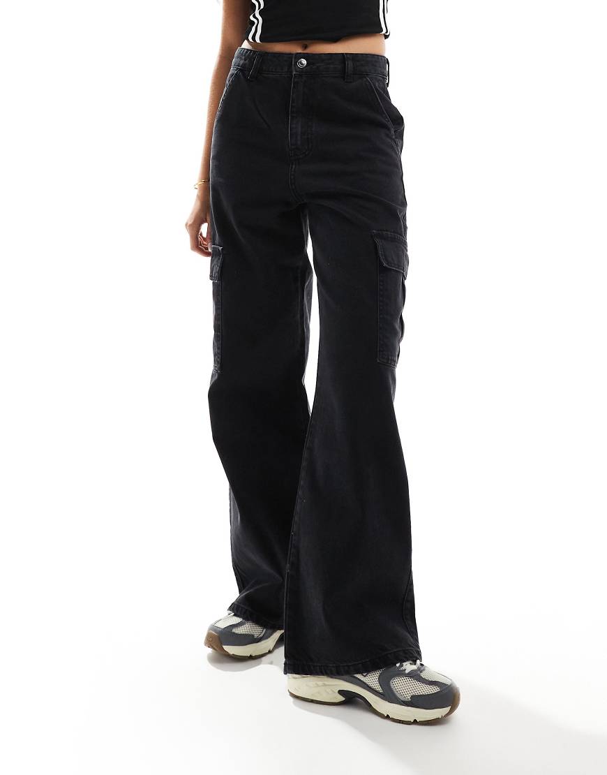 DTT Dom - Cargojeans in verwaschenem Schwarz mit geradem Bein von Don't Think Twice