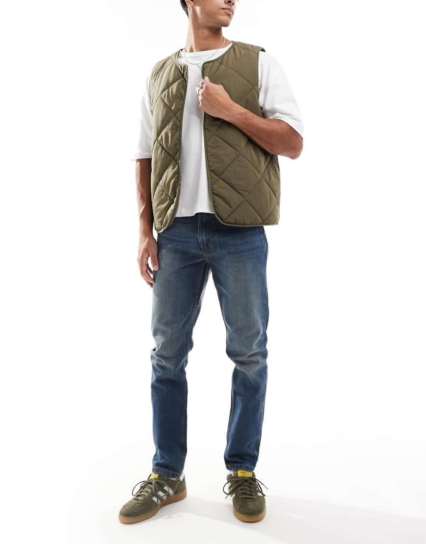 DTT - Schmal geschnittene Jeans ohne Stretch in dunkelblauer Vintage-Tönung-Marineblau von Don't Think Twice