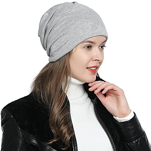 DonDon Mütze Damen Wintermütze Slouch Beanie gefüttert mit Strass Stern hellgrau von DonDon