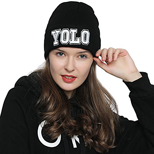 DonDon Mütze Damen Beanie Statement Wintermütze YOLO von DonDon