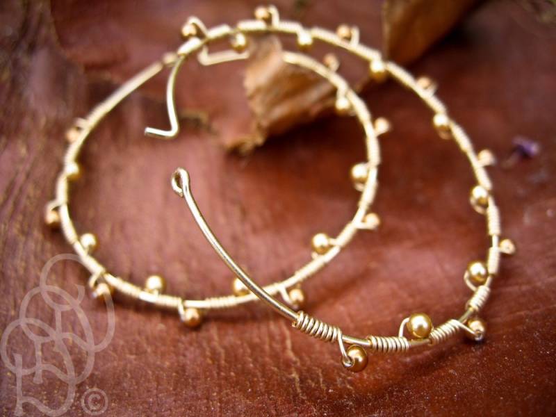 Mini Perlen Ohrringe von Donadian