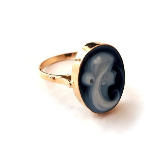 Oro Blu Kamee Anello Signora Capellilunghi Italiano Gioielli Donadio Achat Stein Bague Camee Oro Blu Kamee Anello Signora Capellilunghi Italiano Gioielli Donadio Achat Stein Bague Camee von DonadioCameo