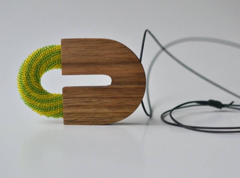 Holz Anhänger Mit Perlenteil in Gelb Grün von Donauluft