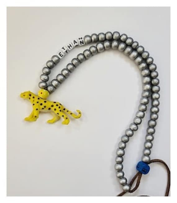 Kinder Halskette Tier Name Schmuck/ Halskette/ Holz Perlen Accessoires/Junge Und Mädchen Kinder Halskette Tier Name Schmuck/ Halskette/ Holz Perlen Accessoires/Junge Und Mädchen von DongleDongle