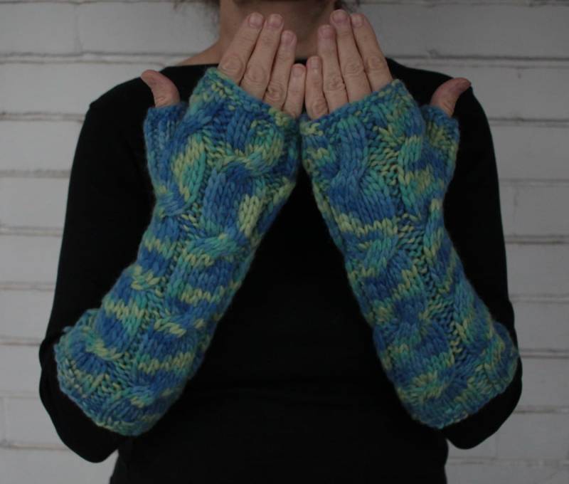 Fingerlose Handschuhe in Bunt/Armstulpen von DonnaKnitwear