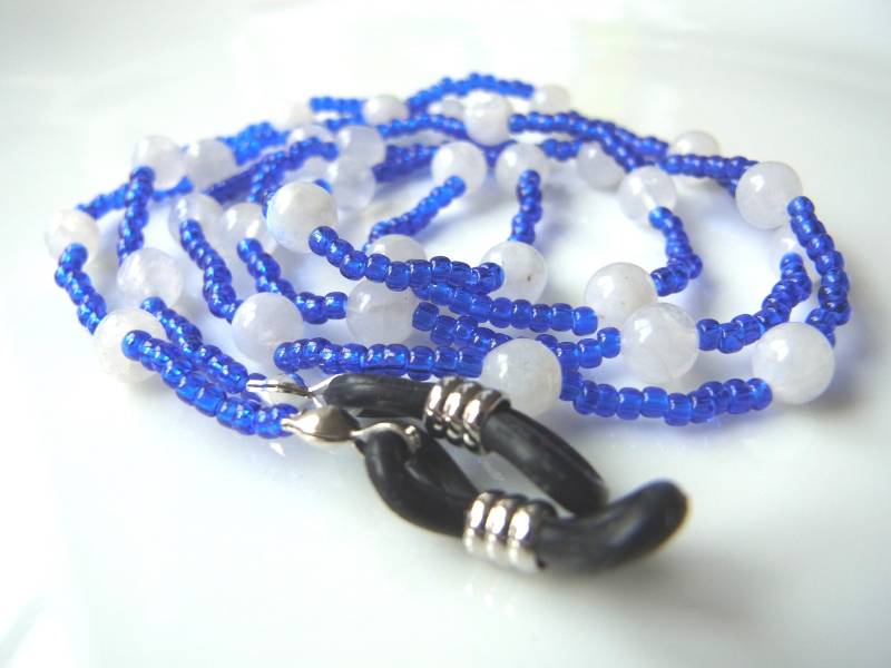 Edelstein Regenbogen Mondstein Und Blaue Glasperlen - Bunte Brillenkette, Kristallheilung Lesebrille/Brillenband Uk Verkäufer von DontWorryBeadyHappy