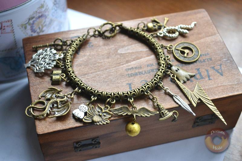 steampunk Zauberer Charme Armband, Blitz Narbe Perlenarmband, Sortieren Hut Schädel Drachen Eule Schlange Zug Geist Einstellbar Armband von DonutsHole