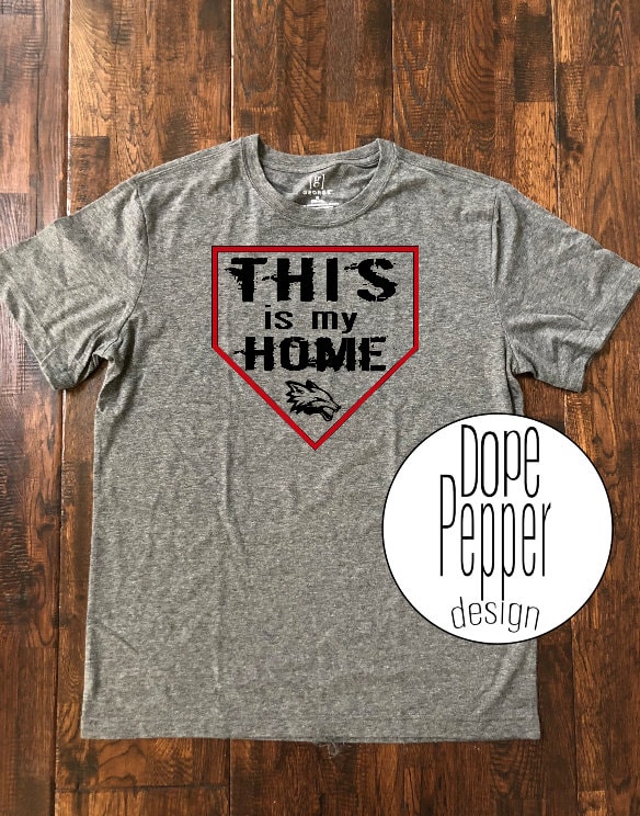 Dies Ist My Home Home Platte Shirt, Yorkville Foxes, Baseball, Baseball-Mama, Füchse Dies Ist My Home Home Platte Shirt, Yorkville Foxes, Baseball, Baseball-Mama, Füchse von DopePepperDesign