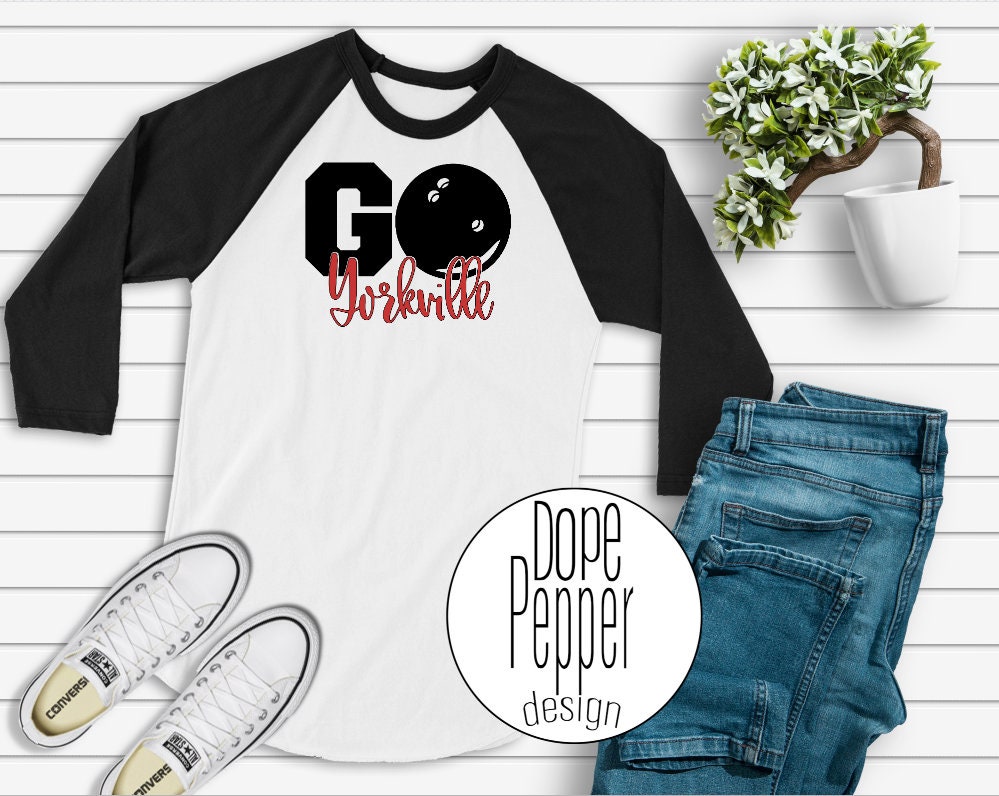 Go Yorkville Füchse Bowling Shirt, Mom, Raglan Bowling-Ausrüstung Go Yorkville Füchse Bowling Shirt, Mom, Raglan Bowling-Ausrüstung von DopePepperDesign