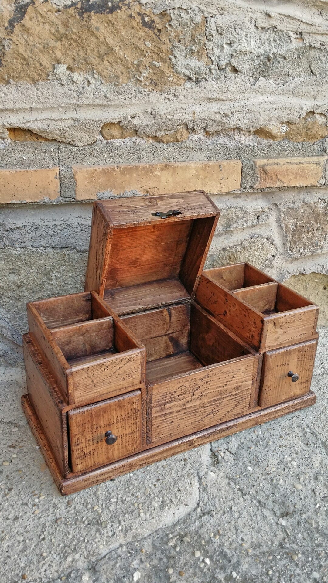 Holzkommode, Antike Schmuckschatulle Aus Holz, Erinnerungsbox Holzkommode, Antike Schmuckschatulle Aus Holz, Erinnerungsbox von DorealiStudioRoma