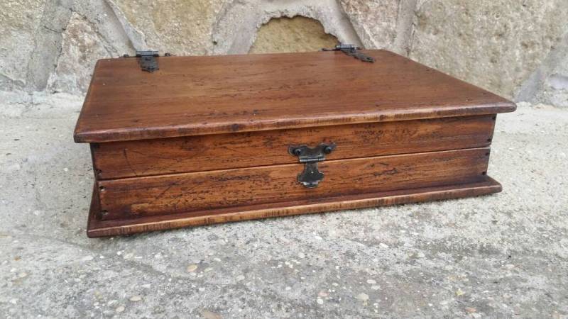 Schmuckkästchen Aus Holz, Erinnerungsbox Altholz, Rustikaler Stil, Made in Italy Schmuckkästchen Aus Holz, Erinnerungsbox Altholz, Rustikaler Stil, Made in Italy von DorealiStudioRoma