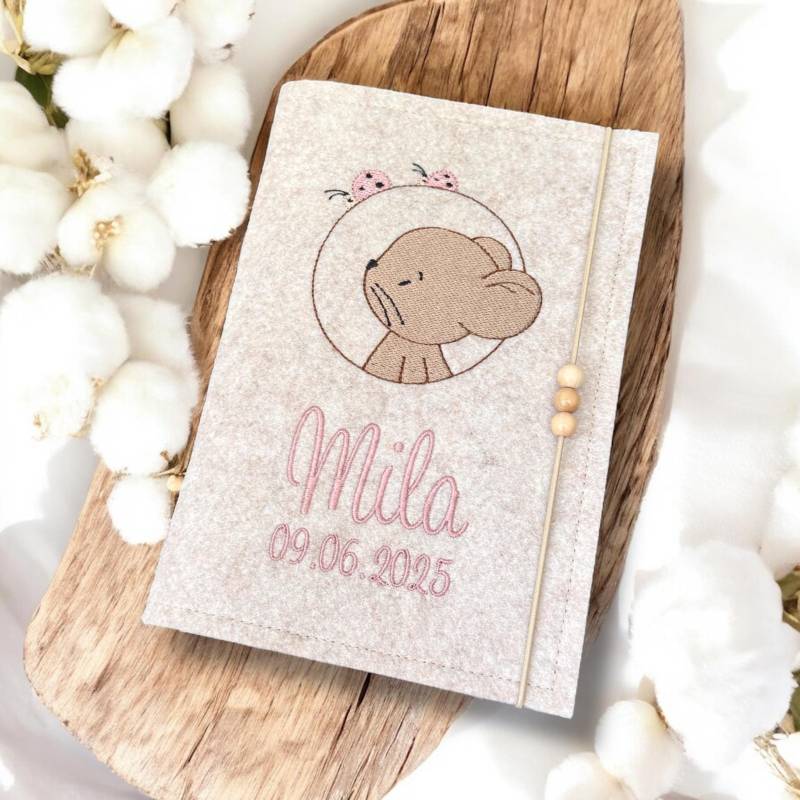 Bestickte U-Heft Hülle Maus Button Im Kreis Filz Umschlag Uheft U-Hefthülle Uhefthülle Personalisiert von DoreensBastelstube