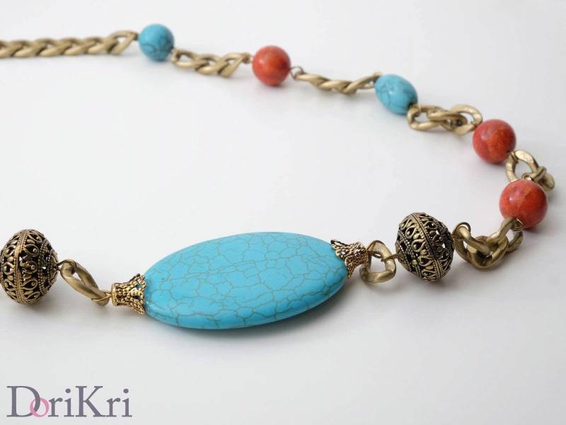 Türkis Stein Halskette. Goldene Kette Mit Korallen Und Türkisen von DoriKri