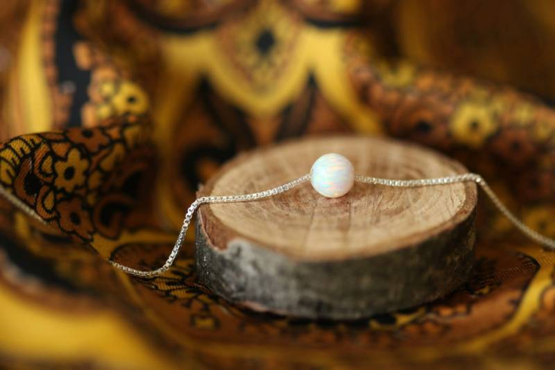 Opal Halskette, 5mm Kugel Silber Schmuck, Winzige Punkt Perlen Weißer von DoronJewelry