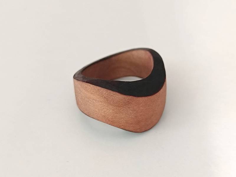 Handgemachter Ring Aus Ahornholz Rustikaler Schmuck Handgemachter Ring Aus Ahornholz Rustikaler Schmuck von LezenaStudio