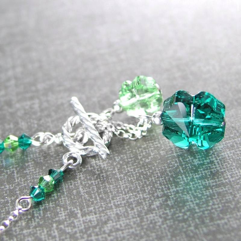 Vier Kleeblatt Anhänger, Sterling Silber, Seltener Swarovski Grüner Shamrock Kristall, Glücksbringer, St Patricks Day Schmuck von DorotaJewelry