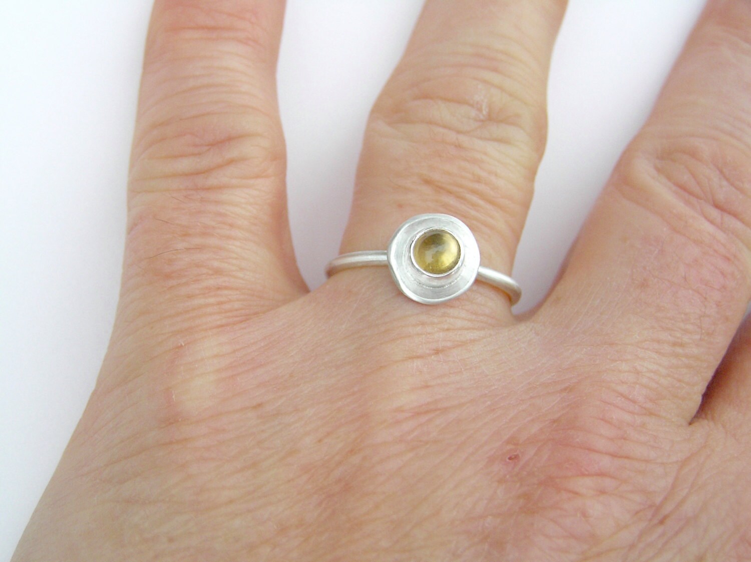 Citrin Ring, Sterling Silber Und Ring-Größe "P', Natürlichen Edelstein-Ring, Handarbeit, Silberschmiedekunst, Dorset Hill Citrin Ring, Sterling Silber Und Ring-Größe "P', Natürlichen Edelstein-Ring, Handarbeit, Silberschmiedekunst, Dorset Hill von DorsetHillJewellery