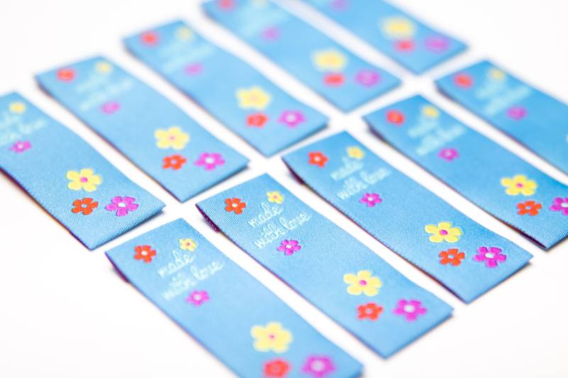 Set Mit 10 "'made With Love'' Textiletiketten Endfaltung Aus Polyestergarnen Als Aufnäher Für Selbstgemachtes von Dortex2Go