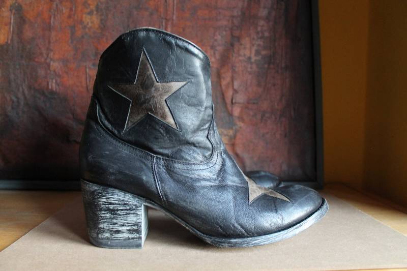 Gringo Hippiton Star Schwarz Lederstiefel Zipper Boots Gold Damen Fußkettchen Boho Cowgirl Dancing Mexicana Mercedeh Eur 38 Us 8 von DosGardeniasVintage