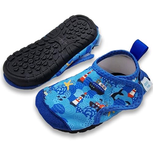 Dotty Fish Barfuß-Schwimmschuhe für Babys und Kinder – rutschfeste Wasserschuhe – schnelltrocknend mit Gummisohle, leicht und flexibel Aquaschuhe, Verstellbarer Verschluss – Blaues Boot - 30-31 EU von Dotty Fish