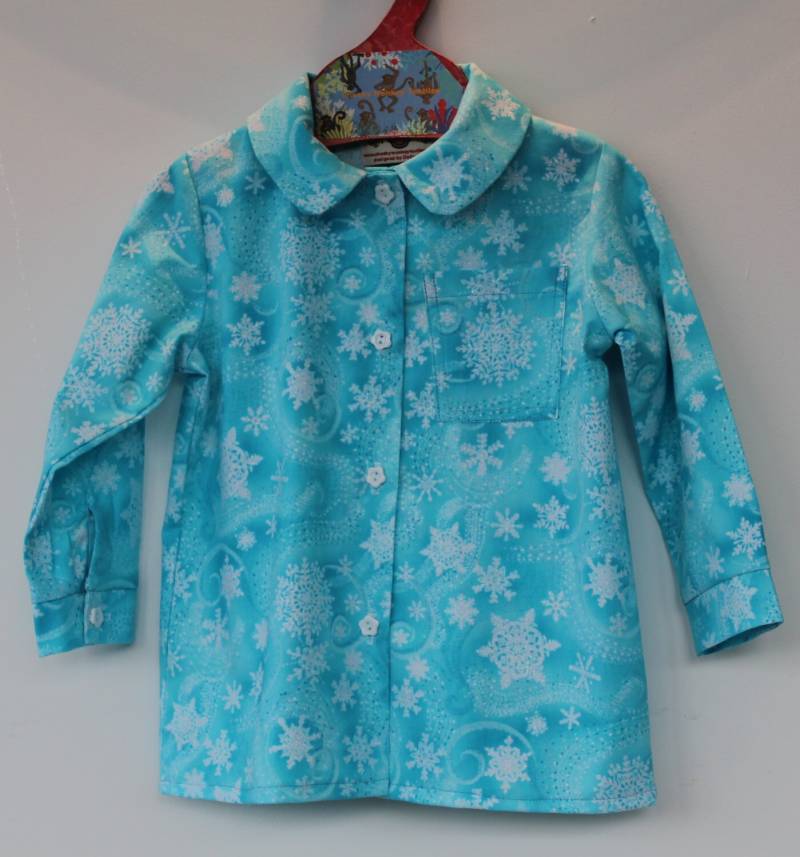 Unisex Aqua Glitzerndes Schneeflockenshirt Für Ein 1 & 3-4 Yrs in Weiß Und Türkis Richtung Frozen, Geschenkidee, Party Wear von DottyBirdKidsClothes