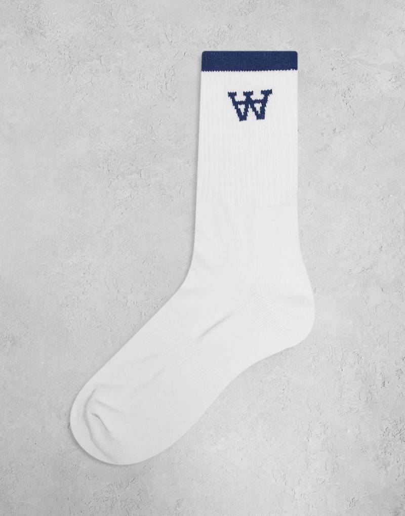 Double A By Wood Wood - Tennissocken in Blau mit Logo Double A By Wood Wood - Tennissocken in Blau mit Logo von Double A by Wood Wood