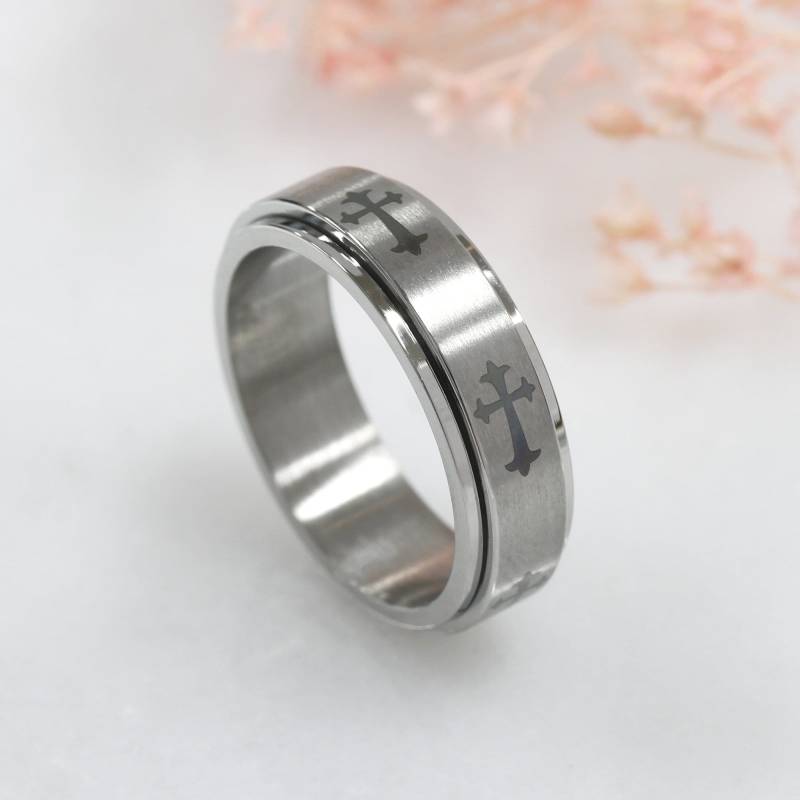 Benutzerdefinierte Gravur Männer Frauen 6 Mm Edelstahl Spinner Ring, Kreuz Graviert Ehering Stahl | Jstr134 von DoubleAccentJewelry