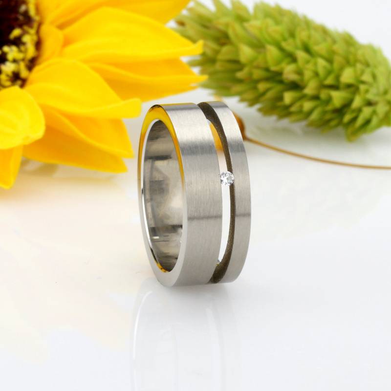 Männer Frauen 8 Mm Edelstahlring Ehering , Diamant Simulant Ring Cz Stein Kanal Set Gerillt | Dctrss058 von DoubleAccentJewelry