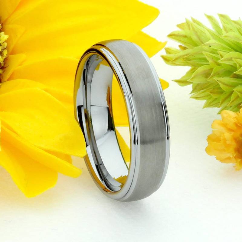 6 Mm Wolframring Gebürstet, Hochglanzpolierte Kante, Individuell Graviert, Ehering von DoubleAccentJewelry