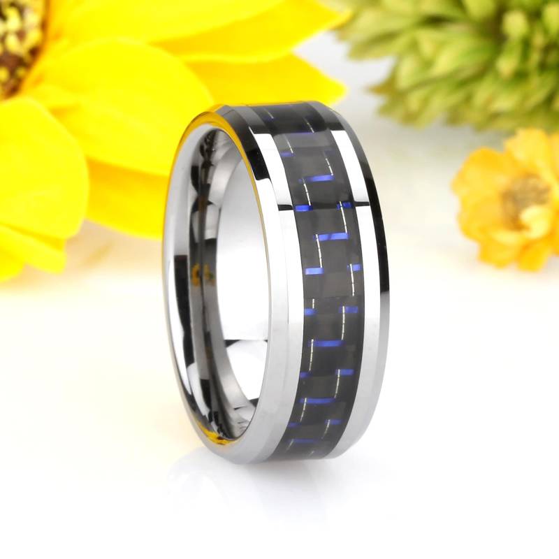 8 Mm Wolframring Blue Carbon Fibre Inlay, Comfort Fit, Individuell Gravierter Ehering von DoubleAccentJewelry