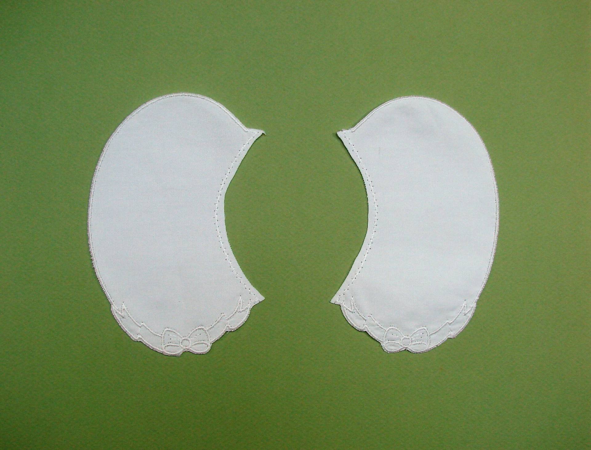 Weißer Vintage Bubikragen Für Kinder Mit Schleifendesign 12, 5 cm X 6 Weißer Vintage Bubikragen Für Kinder Mit Schleifendesign 12, 5 cm X 6 von Doubymercerie