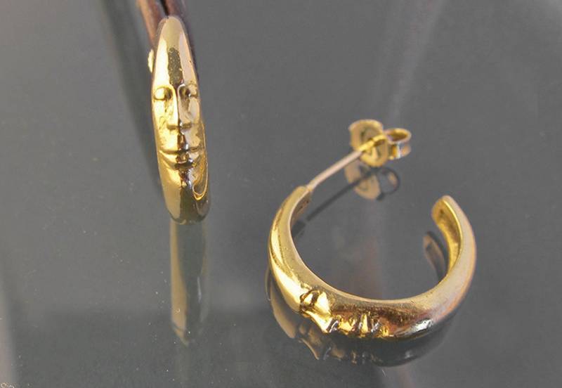 Ohrringe Schlafender Mond. Süße Mond Ohrringe von DouglasRandallDesign