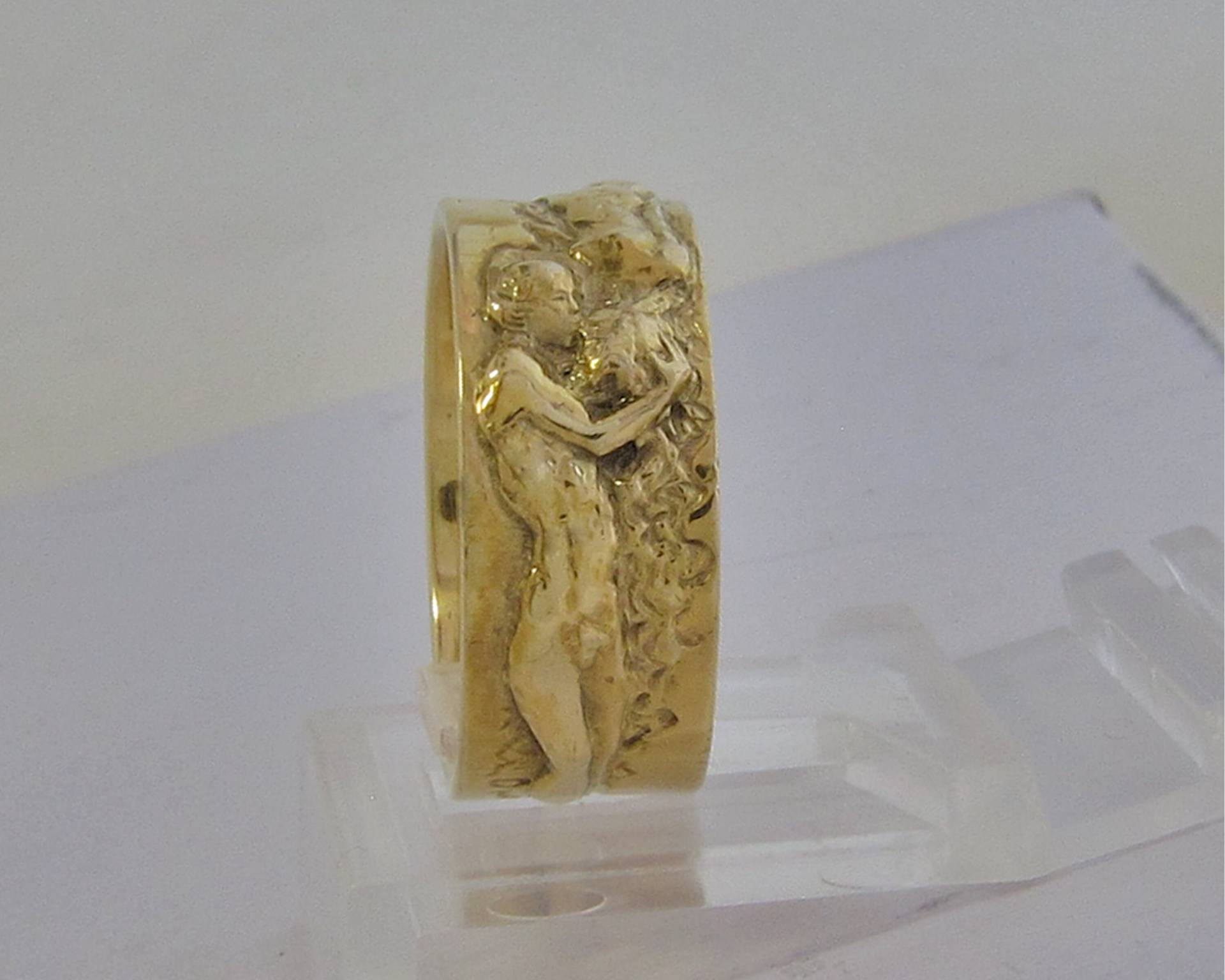 The Kiss Ein Ehering. Modellierte Figuren Für Immer in Einem Kuss von DouglasRandallDesign