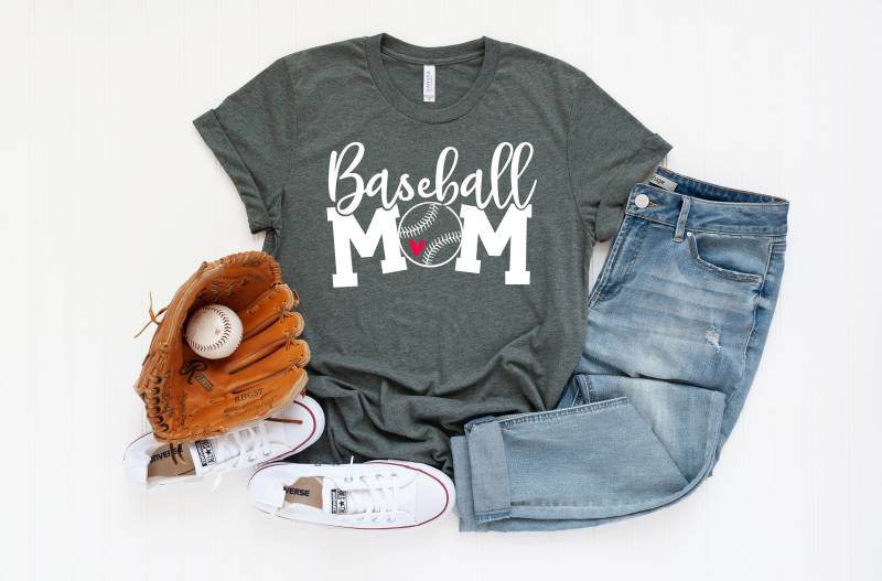 Baseball Mom Kurzarm T-Shirt | Spruch Geschenke Für Frauen Geburtstag T-Shirts von DownHomeTeesShop