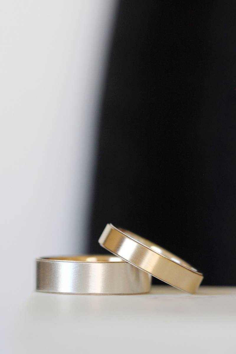 Damenring Und Hochzeitsring Set Herrenring Gold Ehering Silberring Schlichte Hochzeit von DownToTheWireDesigns