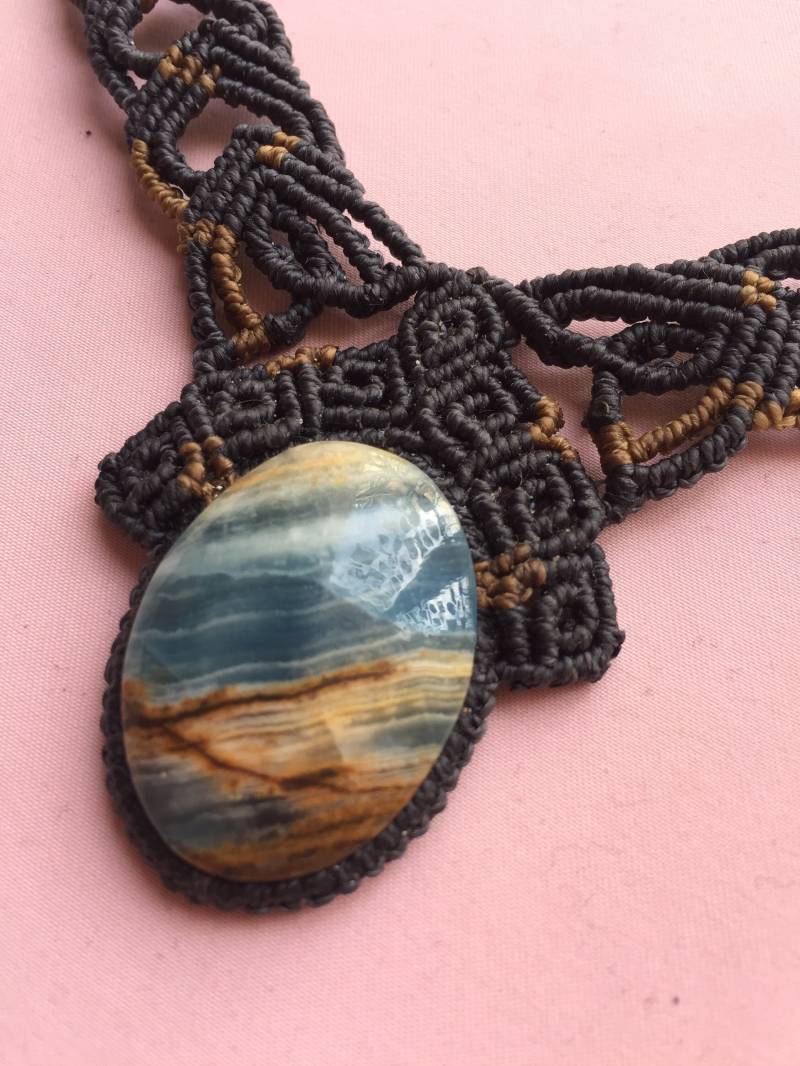 Blaue Onyx Geknüpft von DoysMacrame
