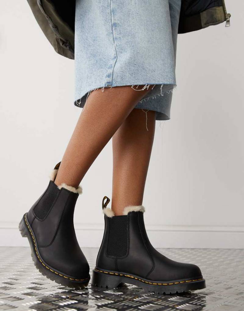 Dr Martens - 2976 Leonore - Chelsea-Stiefel aus schwarzem Leder mit Pelzfutter von Dr Martens