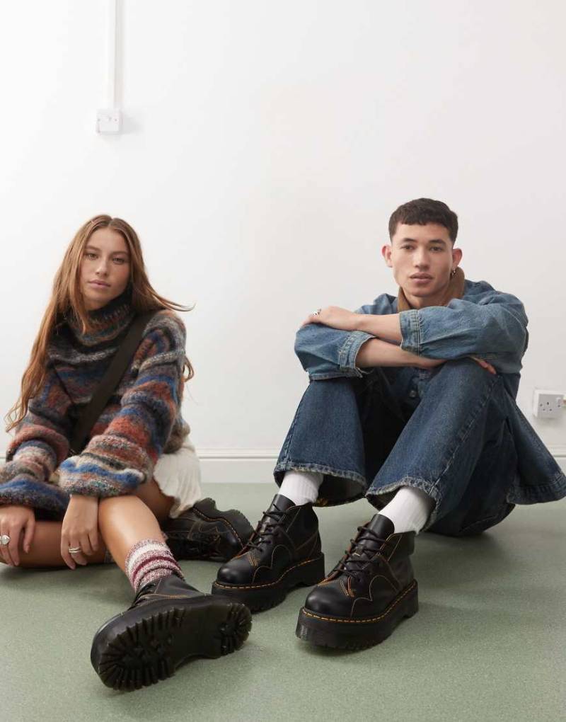 Dr Martens - Church Quad - Unisex-Stiefel aus glattem Vintage-Leder in Schwarz mit 5 Ösen von Dr Martens