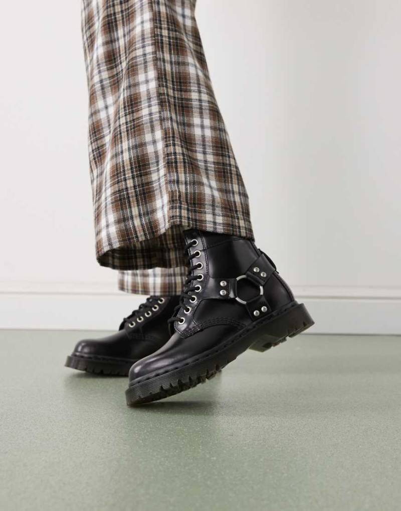 Dr. Martens - 1460 Harness - Stiefel in Schwarz mit 8 Ösen von Dr Martens
