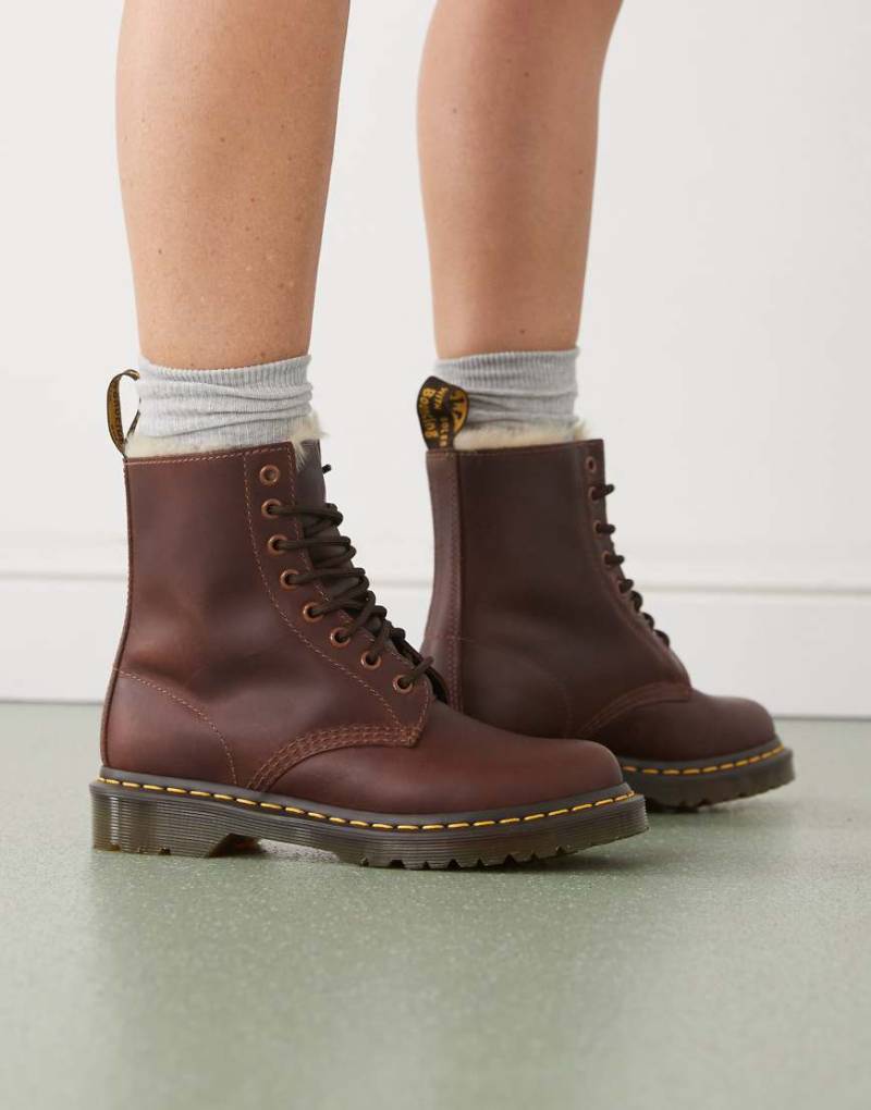 Dr. Martens - 1460 Serena - Pelzgefüttert Stiefel in Hellbraun aus Leder mit 8 Ösen von Dr Martens