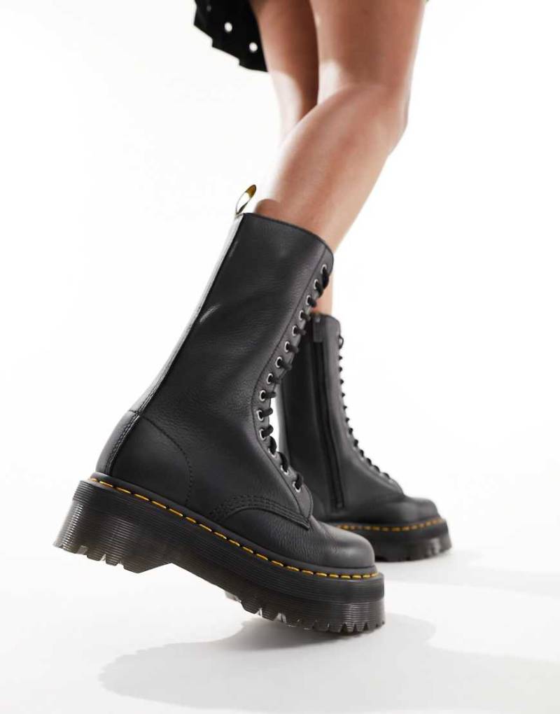 Dr. Martens - Quad - Unisex-Lederstiefel in Schwarz mit 14 Ösen von Dr Martens