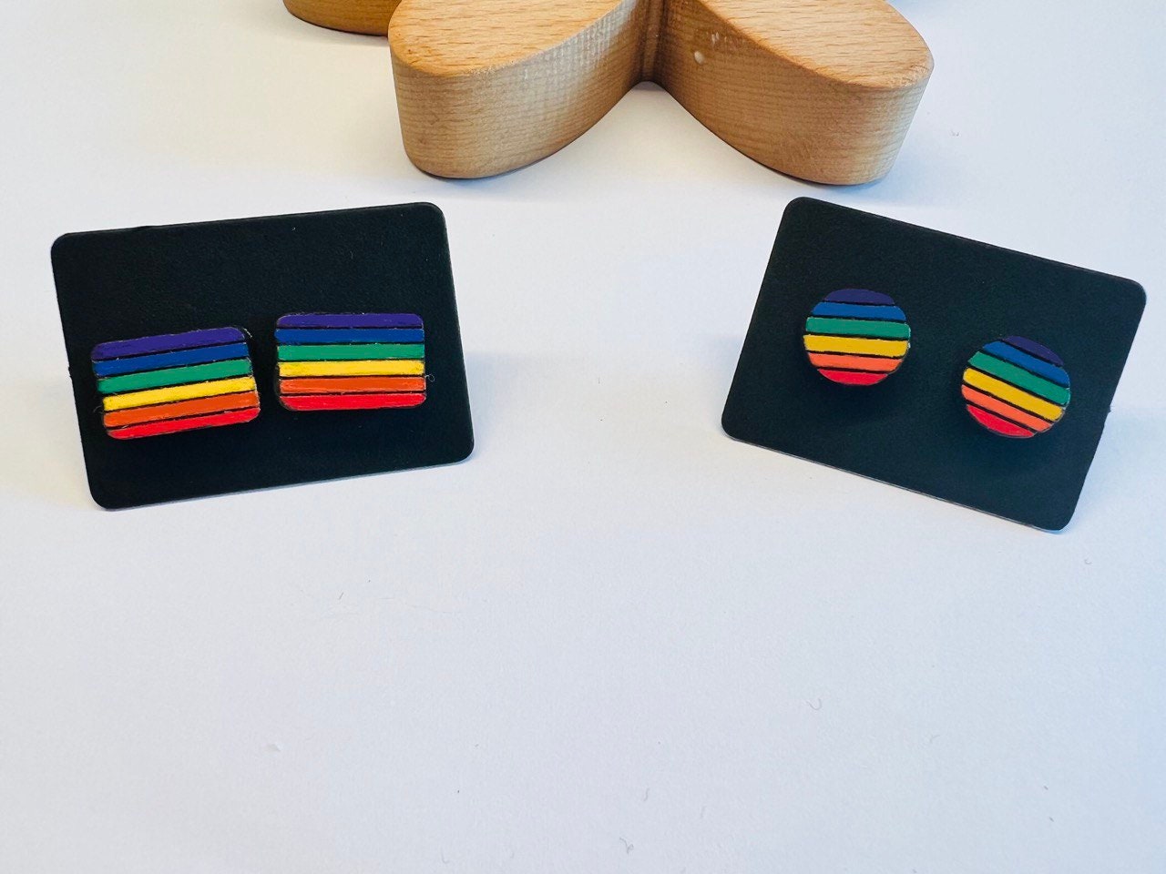 Pace Ohrringe Handgemacht Lgbt - Regenbogen Flagge Aus Holz Gay Pride Pace Ohrringe Handgemacht Lgbt - Regenbogen Flagge Aus Holz Gay Pride von DrGiftefy
