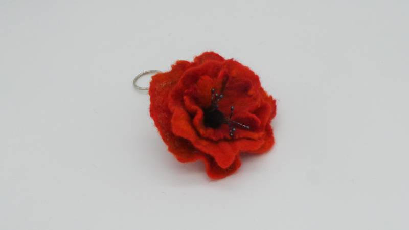 Schlüsselanhänger Filzblume, Filzblüte, Taschen - Oder Rucksack-Anhänger Rot, Kunstblume, Schlüsselring Anhänger, Rote Blume von Drachekreativverfilz
