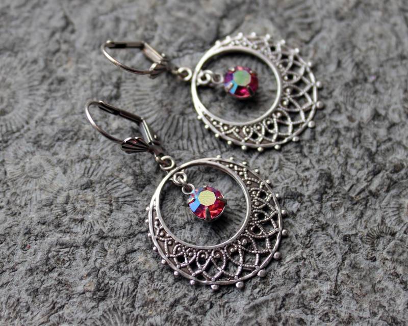 Cabochon-Ohrhänger Morgana Pink Ab | Silber Vintage von Drachenfliege