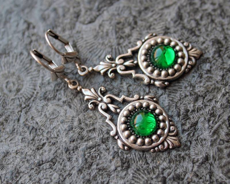 Cabochon-Ohrringe Anni Grün | Silber Vintage von Drachenfliege