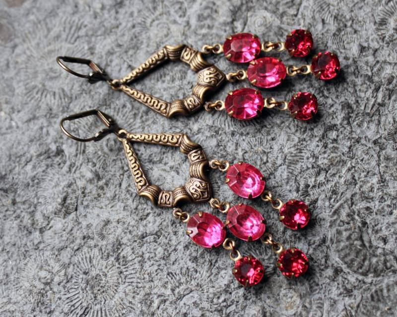 Chandeliers Gala-Ohrringe Pink Passion Rosa | Messing Vintage von Drachenfliege